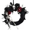 Gothic Türkranz Als Halloween Deko 2 Gothic Türkranz Als Halloween Deko -Halloween Deko Verkaufsgeschäft halloween tuerkranz mit skelett und blumen gothic deko wreath with skeleton and flowers 38398